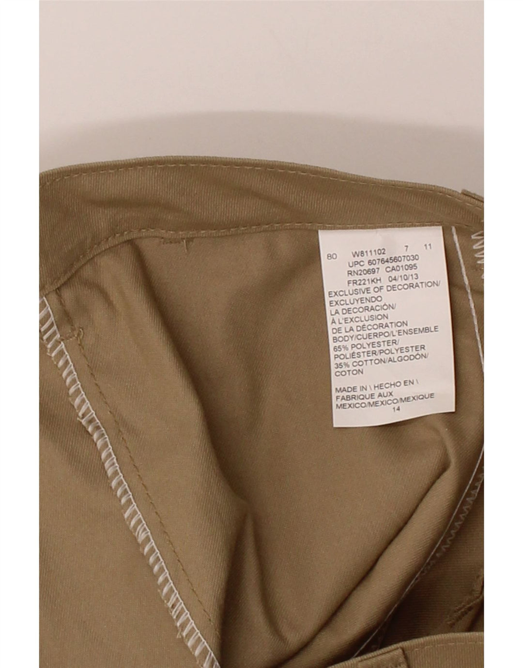 DICKIES Womens Chino Shorts US 14 XL W36 Beige Polyester Vintage Dickies and Second-Hand Dickies from Messina Hembry 