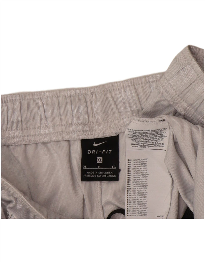 Nike Herren Dri Fit Sport Shorts XL grau gestreift Polyester
