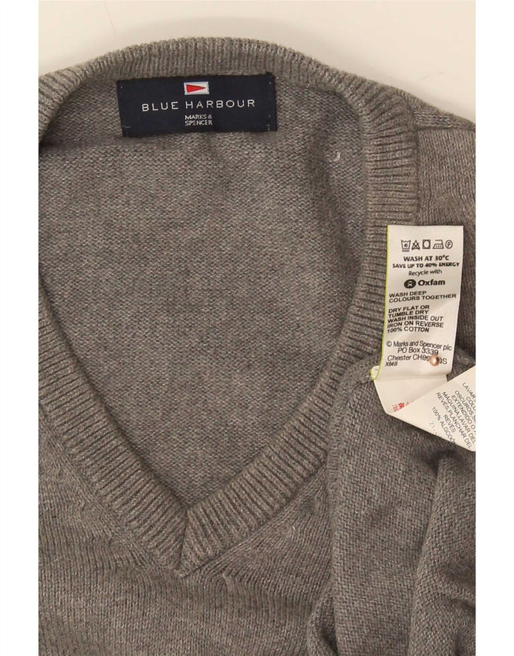 Marks & Spencer Herren Blauer Harbour-Pullover mit V-Ausschnitt aus mittelgrauer Baumwolle