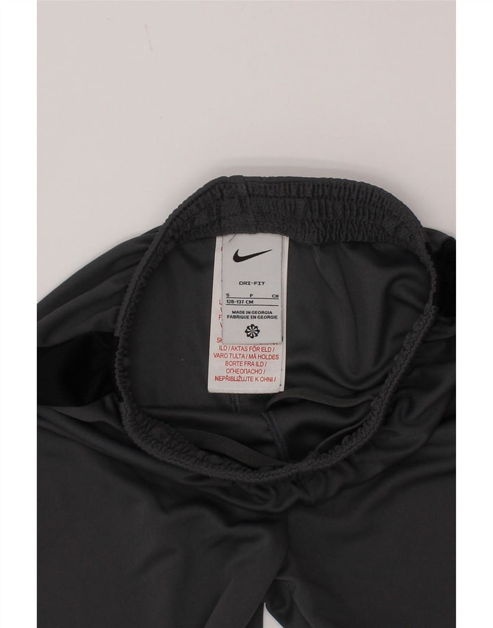 Nike Dri Fit Sportshorts für Jungen, 8–9 Jahre, Größe S, graues Colourblock-Polyester