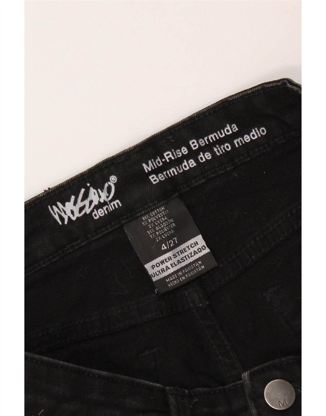 MOSSIMO Womens Bermuda Mid Rise Denim Shorts US 4 Small W27  Black Cotton Vintage Mossimo and Second-Hand Mossimo from Messina Hembry 