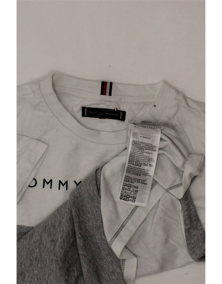 TOMMY HILFIGER Grafisches T-Shirt-Oberteil für Jungen, 9–10 Jahre, graue Farbblock-Baumwolle