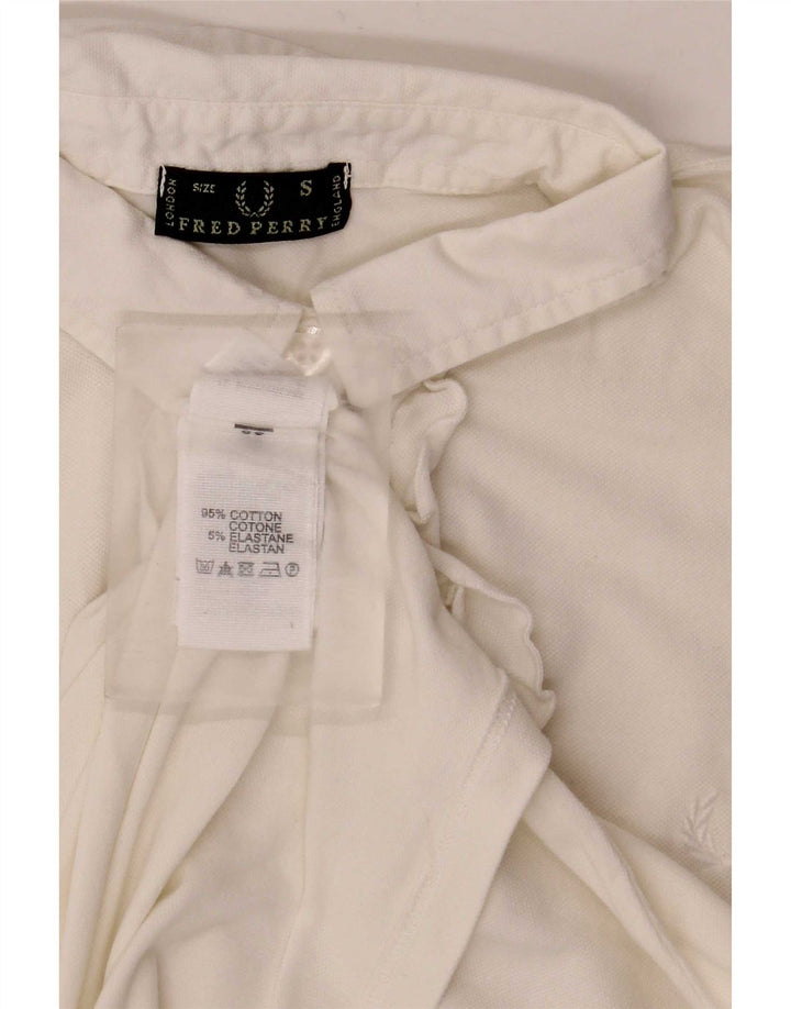 Fred Perry Damen-Poloshirt mit Rüschen vorne, UK 10, Größe S, weiße Baumwolle