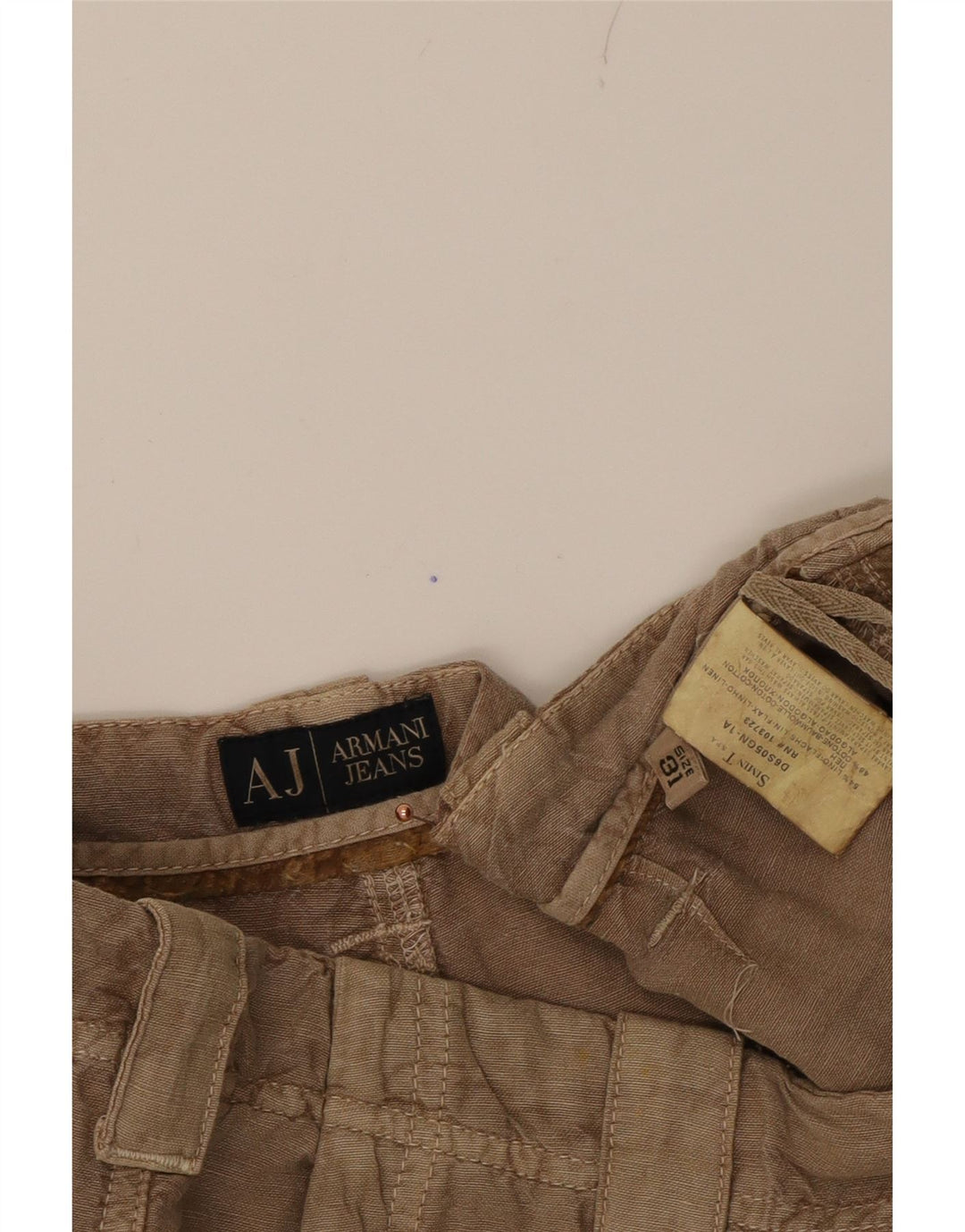ARMANI Womens Cargo Shorts W31 Medium Beige Linen Vintage Armani and Second-Hand Armani from Messina Hembry 