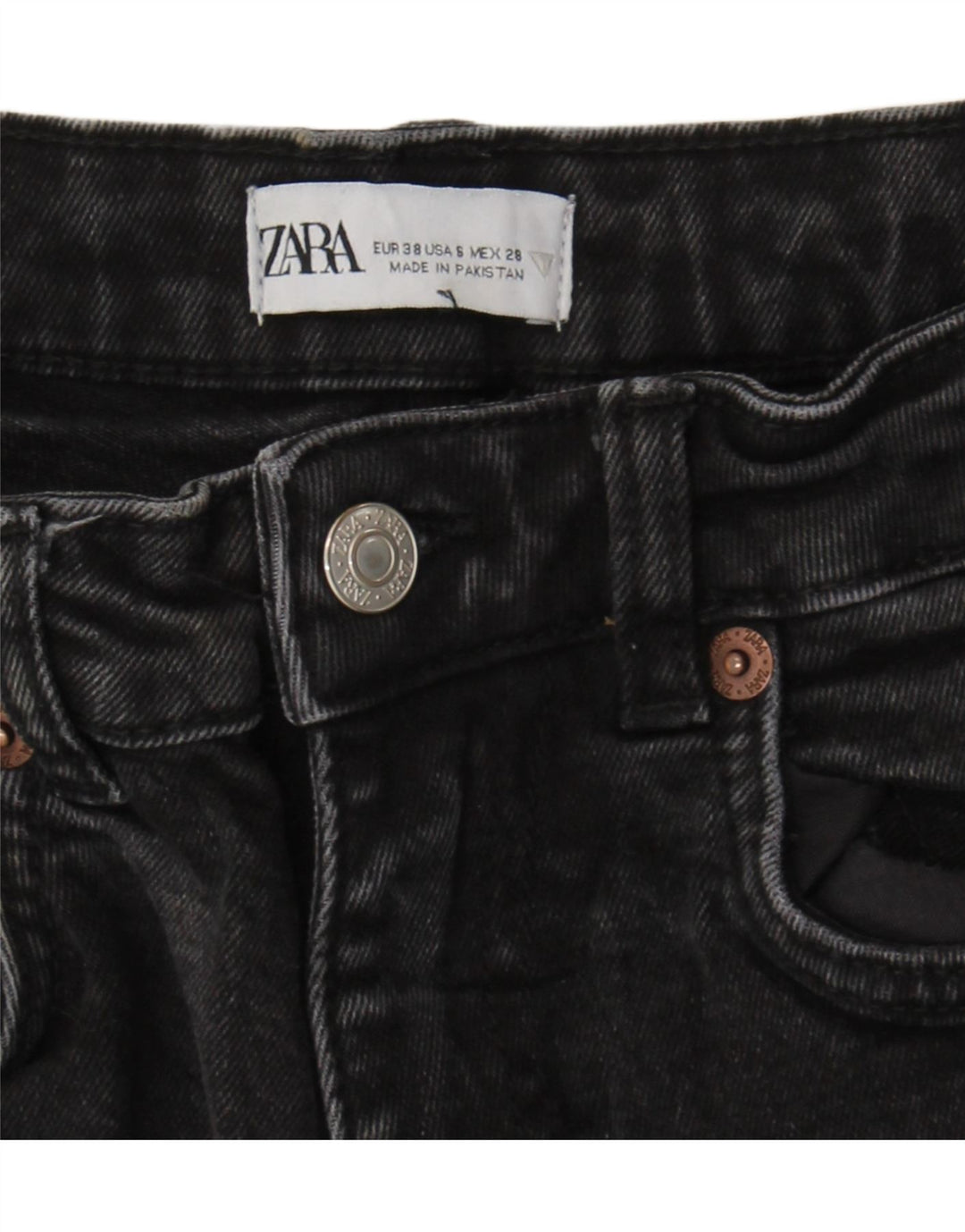 Kurze Jeans für Damen von Zara, EU 38, Größe S, W28, L24, Schwarz