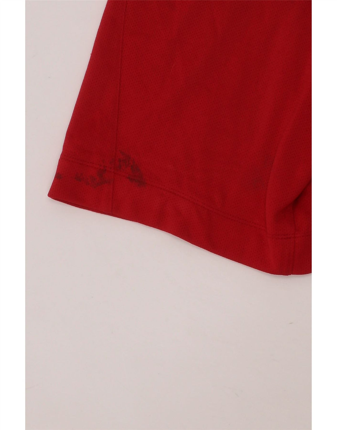NIKE Boys Sport Shorts 8-9 Years Small Red Polyester Vintage Nike and Second-Hand Nike from Messina Hembry 