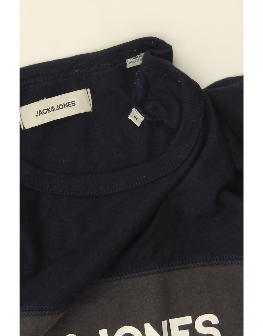 Jack & Jones Herren Grafik-T-Shirt-Oberteil aus mittelgrauer Colourblock-Baumwolle