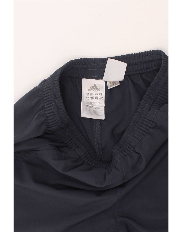 ADIDAS Boys Climalite Sport Shorts 9-10 Years Navy Blue Polyester Vintage Adidas and Second-Hand Adidas from Messina Hembry 