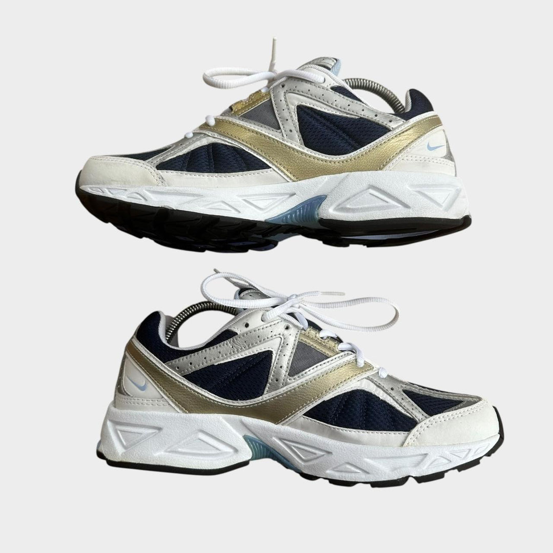 Vintage-Sneaker von Nike – Damen UK8