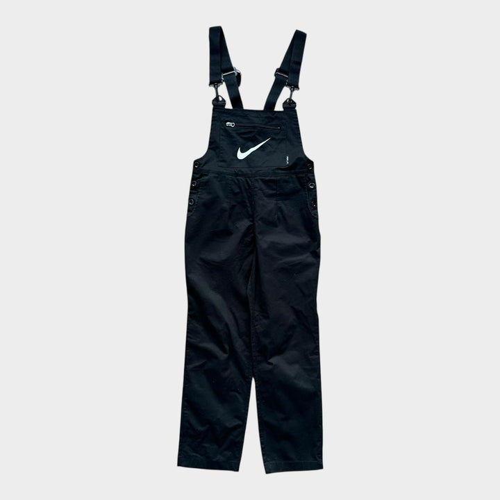 Nike überarbeitete Latzhose – klein