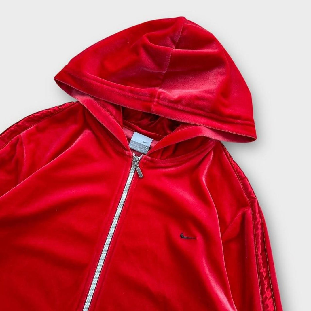 Nike Velours-Kapuzenpullover – Damengröße L