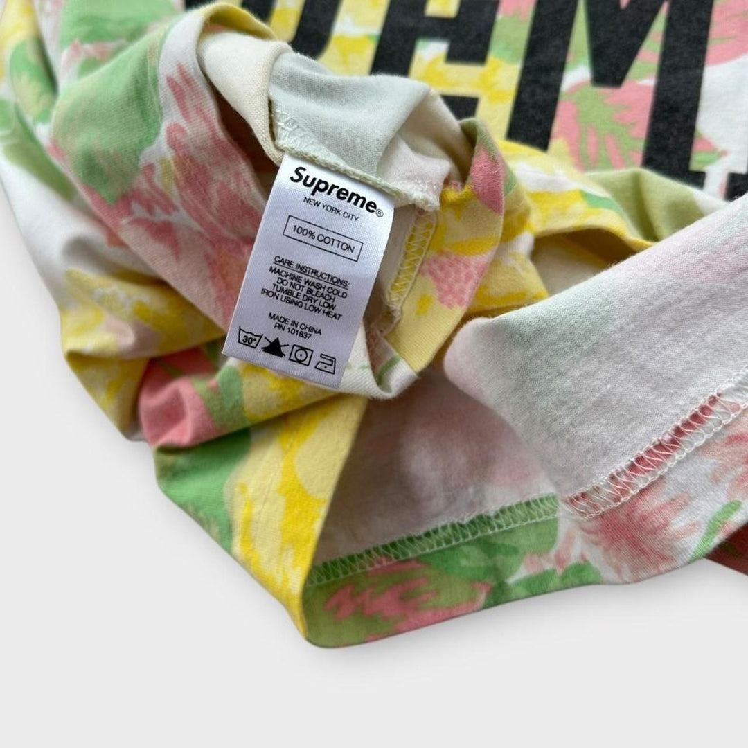 Supreme Blumen-Grafik-T-Shirt – groß