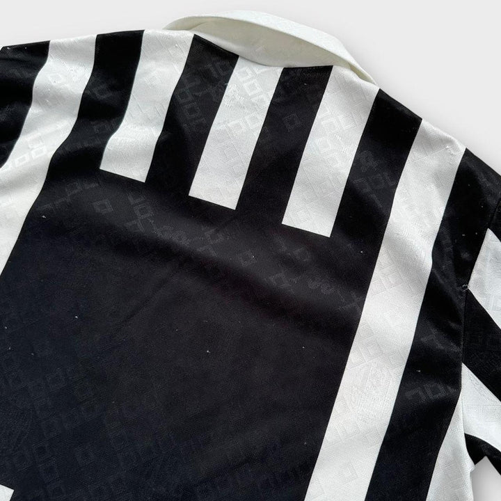 Vintage Juventus Fußballtrikot - XL