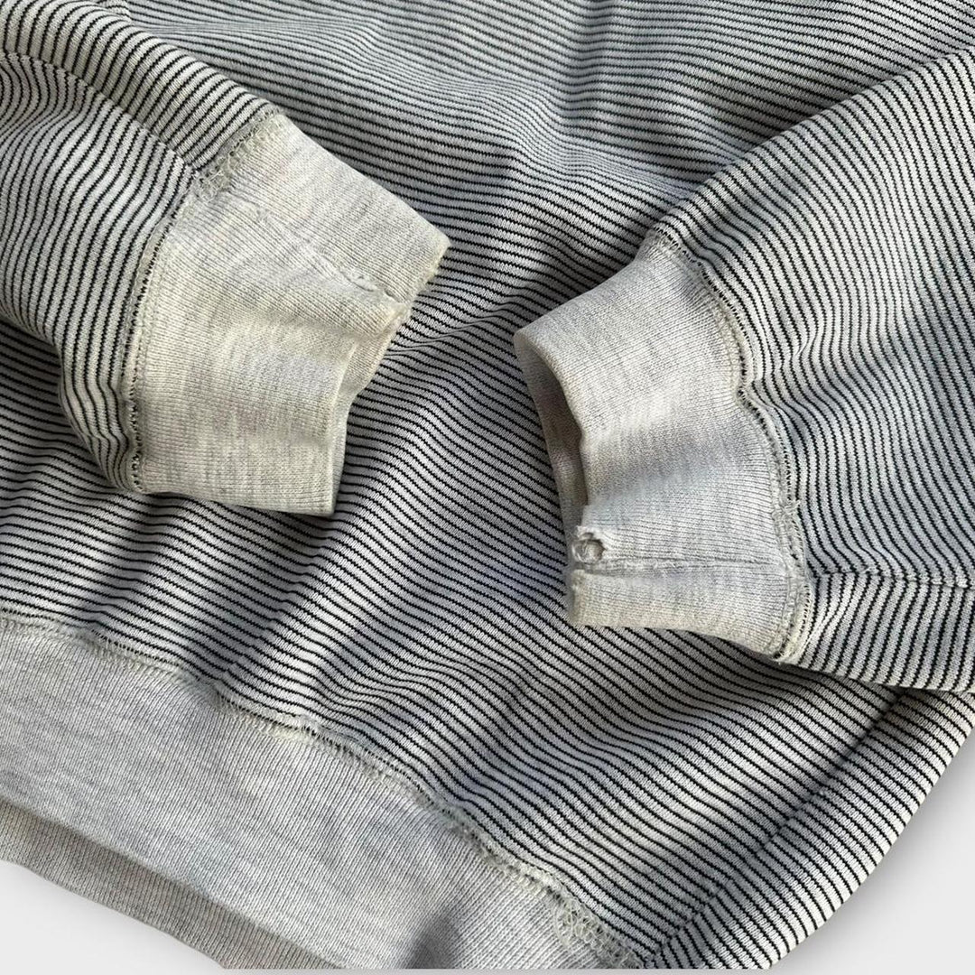 Gestreiftes Adidas-Sweatshirt – groß