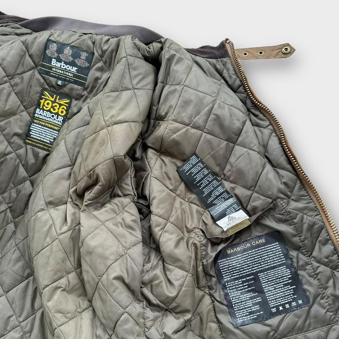 Internationale Wachsjacke von Barbour – XL