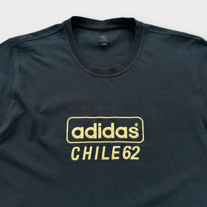 Adidas Chile 62 T-Shirt mit Schriftzug – groß