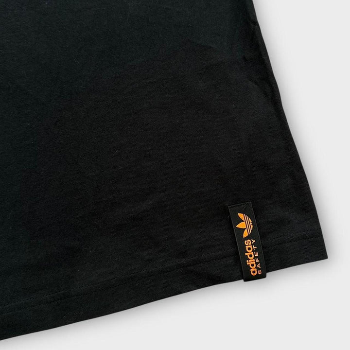 Vintage Adidas Sicherheits-Spruch-T-Shirt - XL