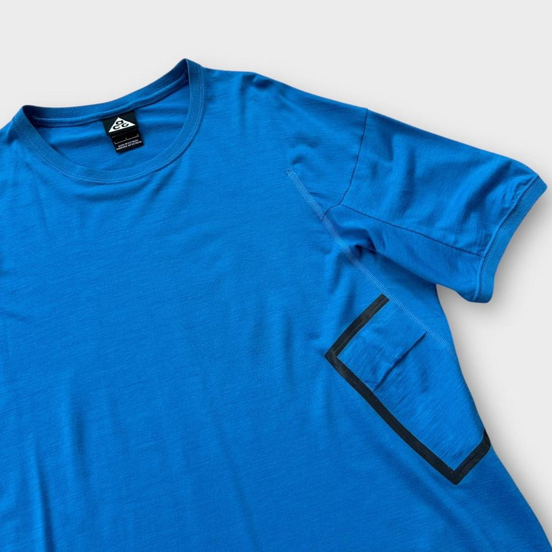 Nike ACG T-Shirt – groß