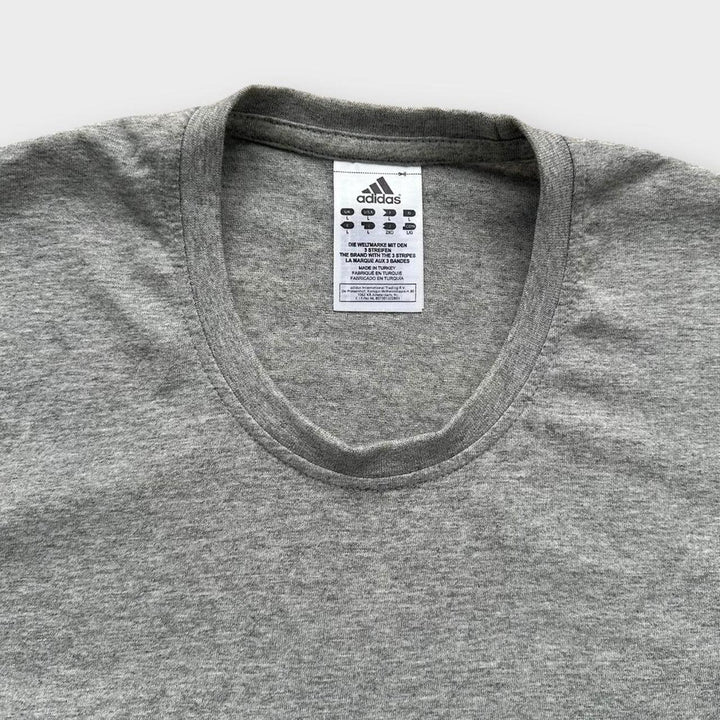 Adidas Grafik-T-Shirt – groß