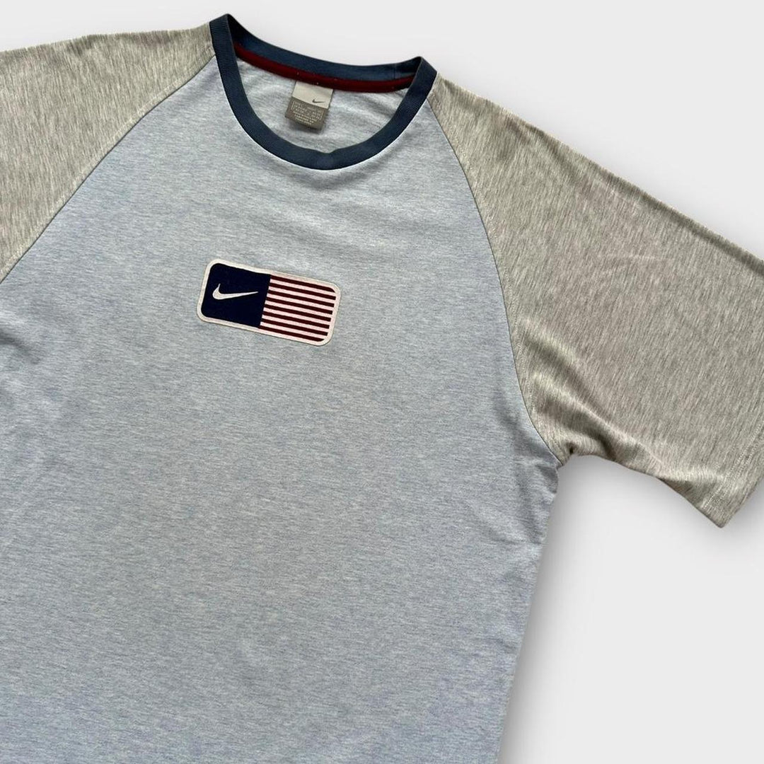Y2K Nike USA Flagge T-Shirt - groß (passt wie ein XL)