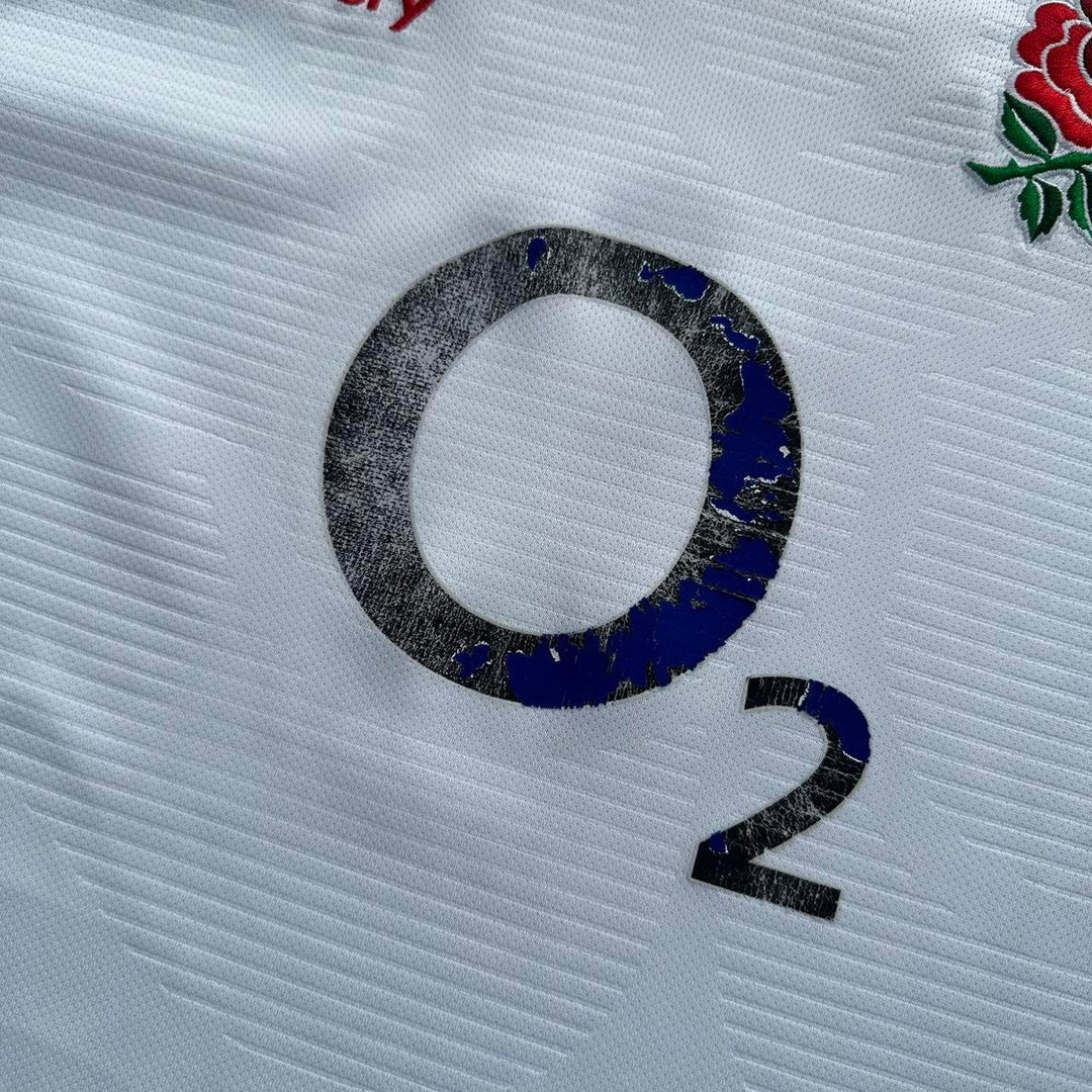 England-Rugby-Oberteil – mittelgroß