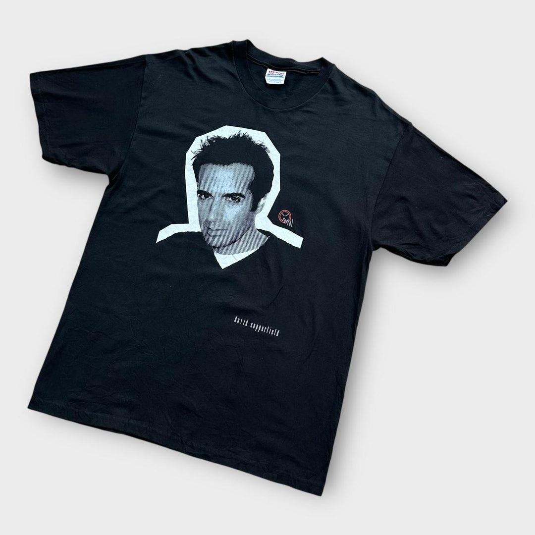 David Copperfield Grafik-T-Shirt – groß