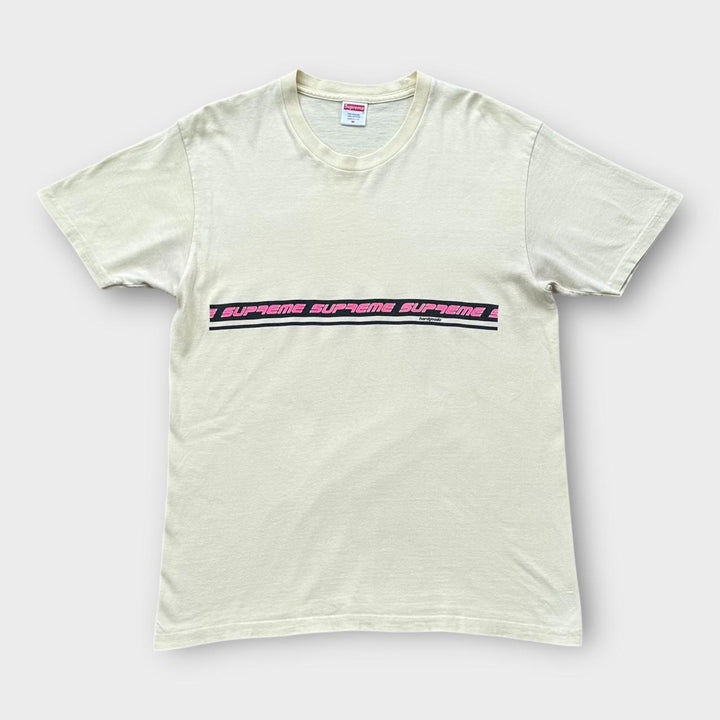 Supreme Hard Goods Spell Out T-Shirt – mittelgroß