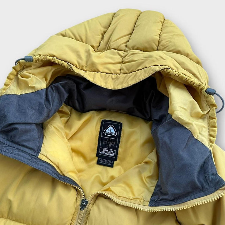 Nike ACG Pufferjacke – XL
