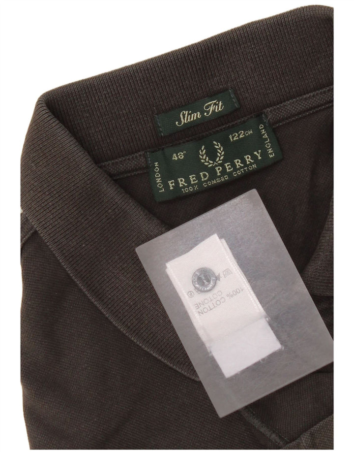 Fred Perry Herren-Poloshirt mit schmaler Passform, große graue Baumwolle