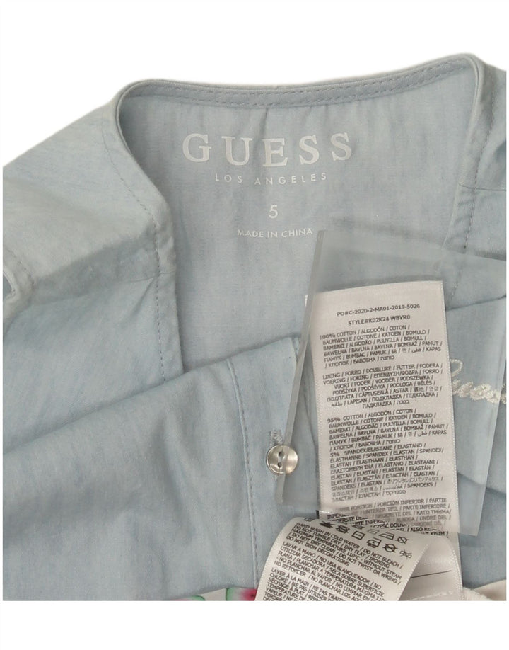 Guess Ärmelloses asymmetrisches Kleid für Mädchen mit abstraktem Muster, 4–5 Jahre, Blau