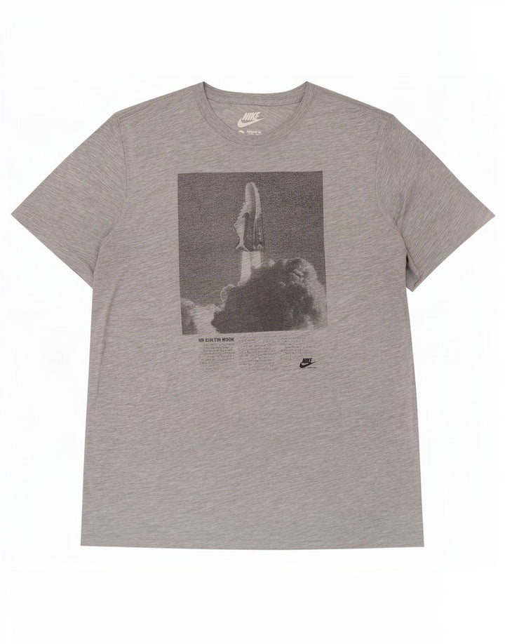 Nike Herren-T-Shirt mit normaler Passform, Grafik, Größe L, grau, Polyester