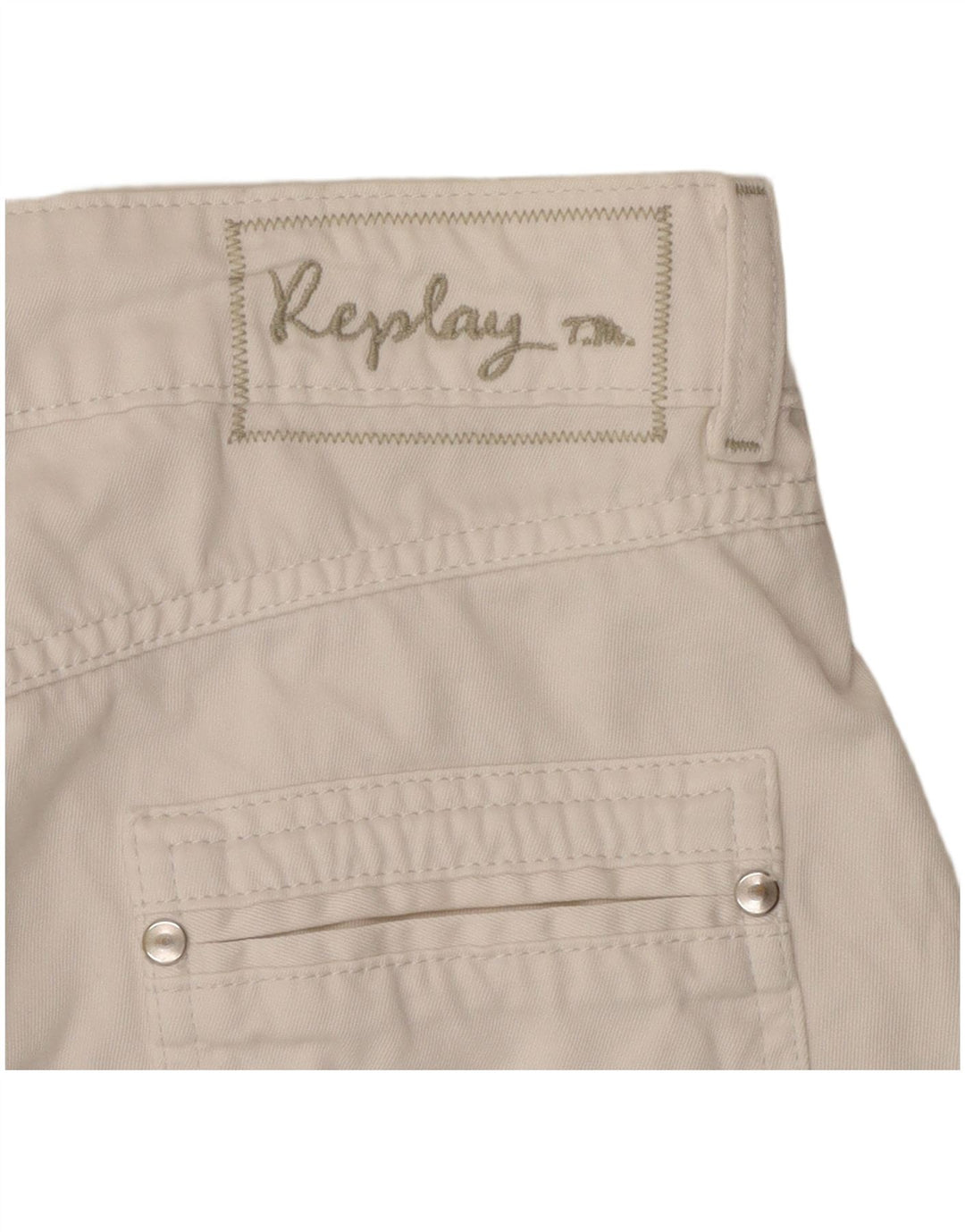 Replay Damen Freizeitshorts W30 Mittelweiß