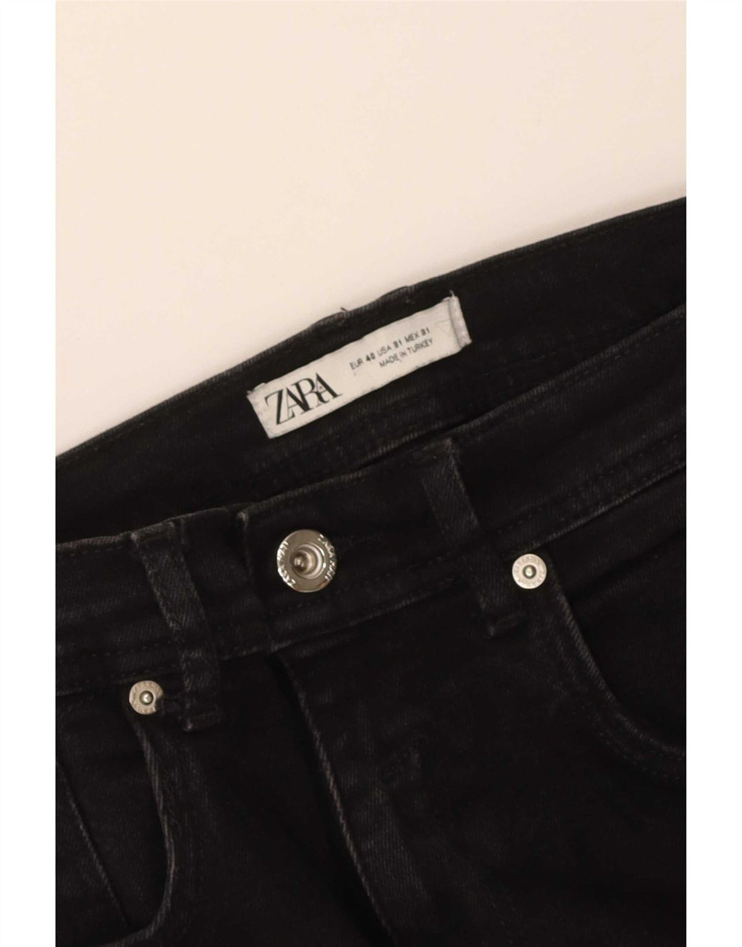 Kurze Jeans für Herren von Zara, EU 40, mittelgroß, W31, L25, Schwarz