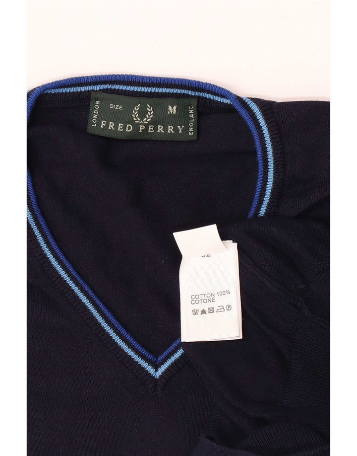 Fred Perry Herren-Pullover mit V-Ausschnitt aus mittelblauer Baumwolle