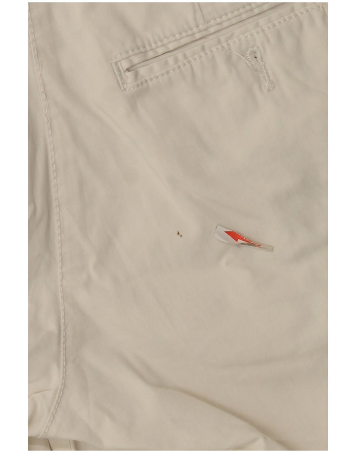 Slam Damen Chinoshorts IT 42 Medium W30 Weiße Baumwolle