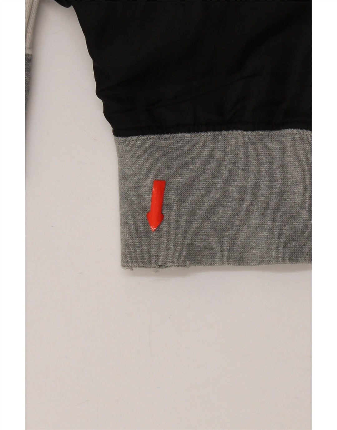 Nike Herren-Kapuzenpullover mit grafischem Reißverschluss, Mittelschwarz, Colourblock-Baumwolle