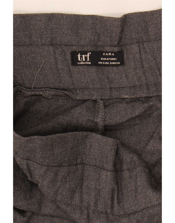 Kurze Hose von Zara für Damen, Größe S, W26, L23, Grau