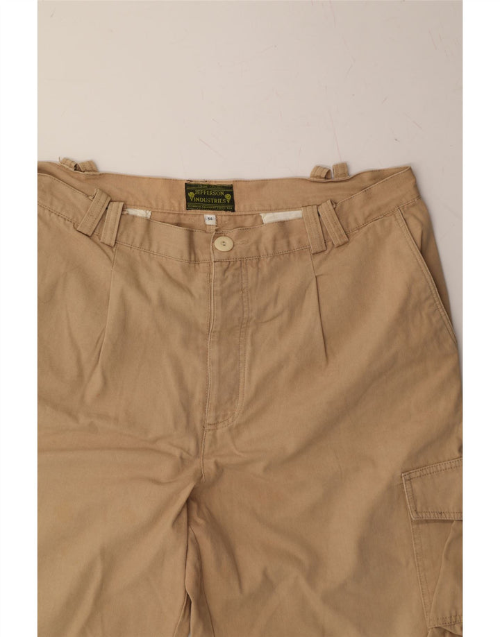 VINTAGE Mens Cargo Shorts IT 54 2XL W38 Beige Cotton Vintage Vintage and Second-Hand Vintage from Messina Hembry 