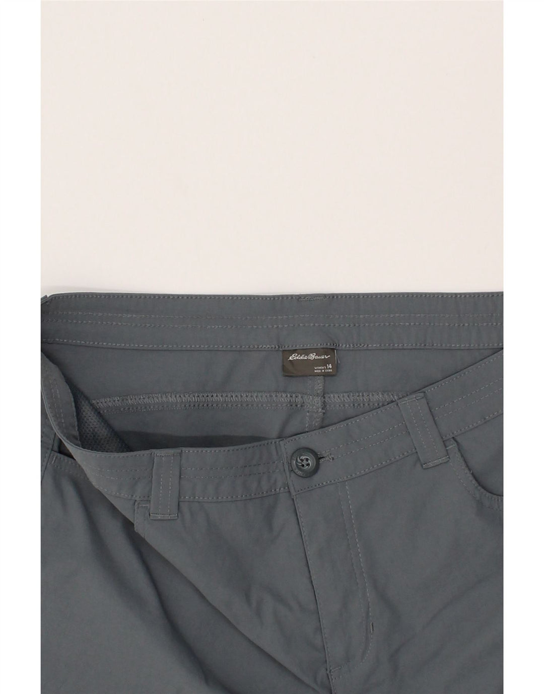 EDDIE BAUER Womens Cargo Shorts US 14 XL W36  Grey Nylon Vintage Eddie Bauer and Second-Hand Eddie Bauer from Messina Hembry 