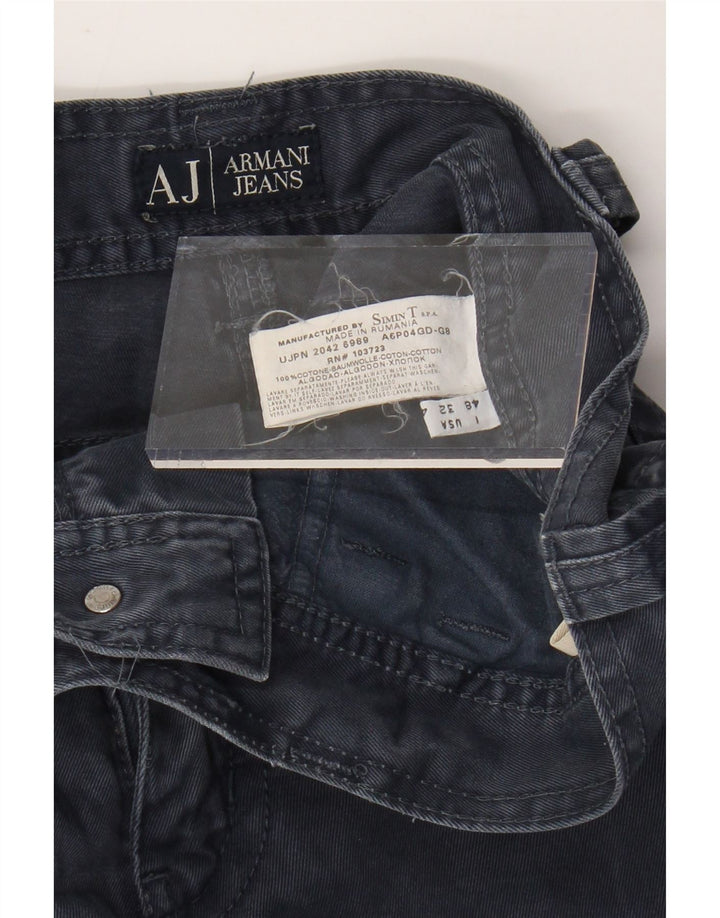 ARMANI Herren-Freizeithose mit lockerer Passform, Größe 48, Mittel W32 L30, Marineblau