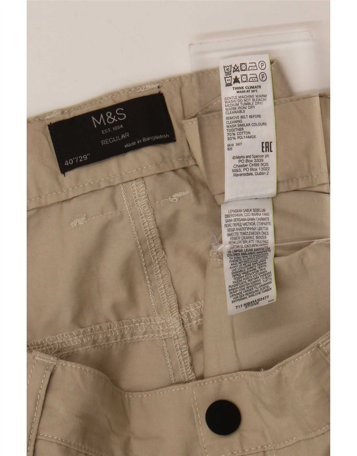 Marks & Spencer Herren-Cargohose in normaler Passform, W40, L29, Beige, Baumwolle