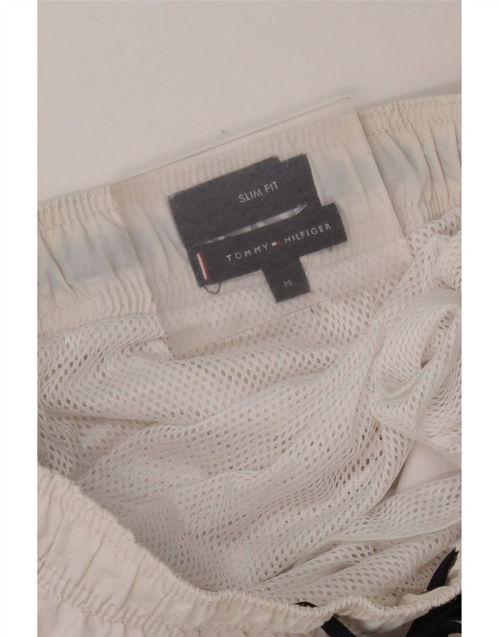 Tommy Hilfiger Damen Badeshorts mit Grafik, UK 12, Mittelweiß