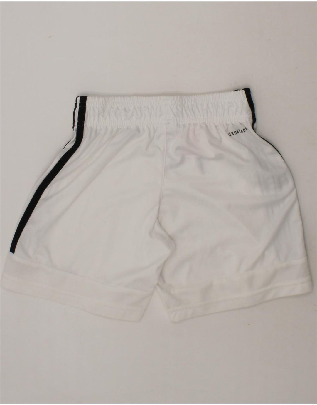ADIDAS Boys Aeroready Sport Shorts 9-10 Years  White Polyester Vintage Adidas and Second-Hand Adidas from Messina Hembry 