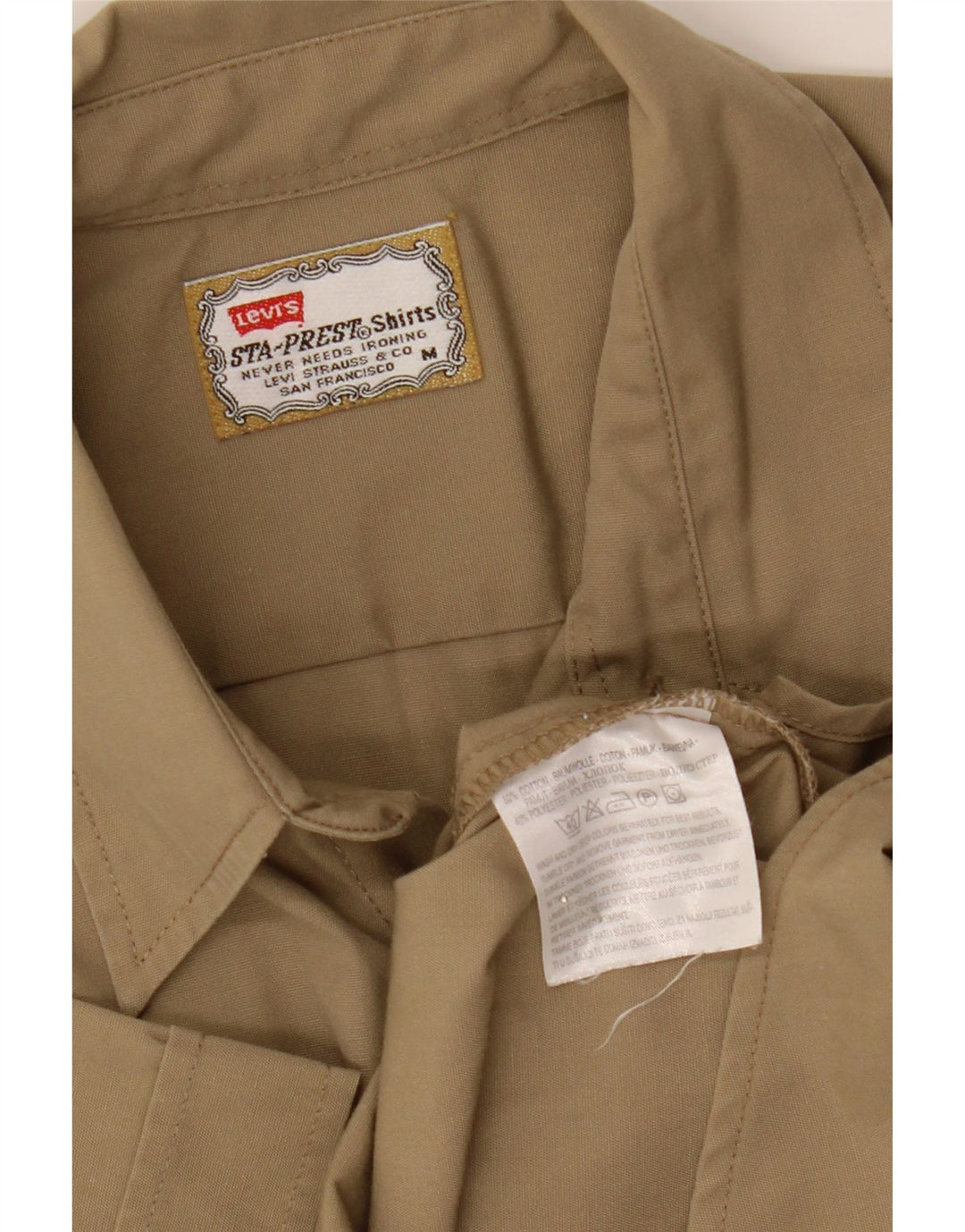 Levi's Herren-Kurzarmhemd aus mittlerer Khaki-Baumwolle