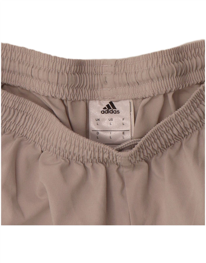 ADIDAS Herren-Sportshorts mit irischer Fußballgrafik, großes graues Polyester