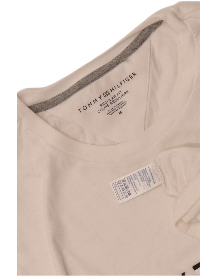 Tommy Hilfiger Herren-T-Shirt mit normaler Passform, mittelweiße Baumwolle