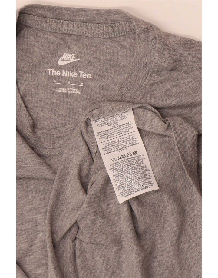 Nike Herren-T-Shirt mit Grafik, mittelgraue Baumwolle