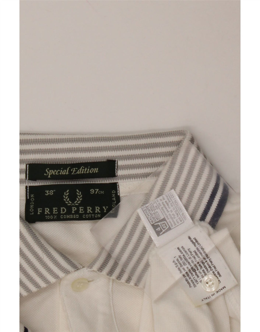 FRED PERRY Herren Special Edition Poloshirt, Größe S, weiße Baumwolle