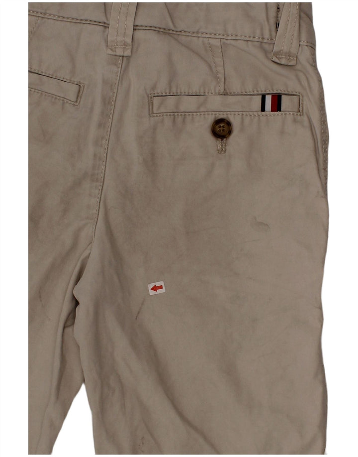 Tommy Hilfiger Chino-Shorts für Jungen, 5–6 Jahre, W24, beige Baumwolle