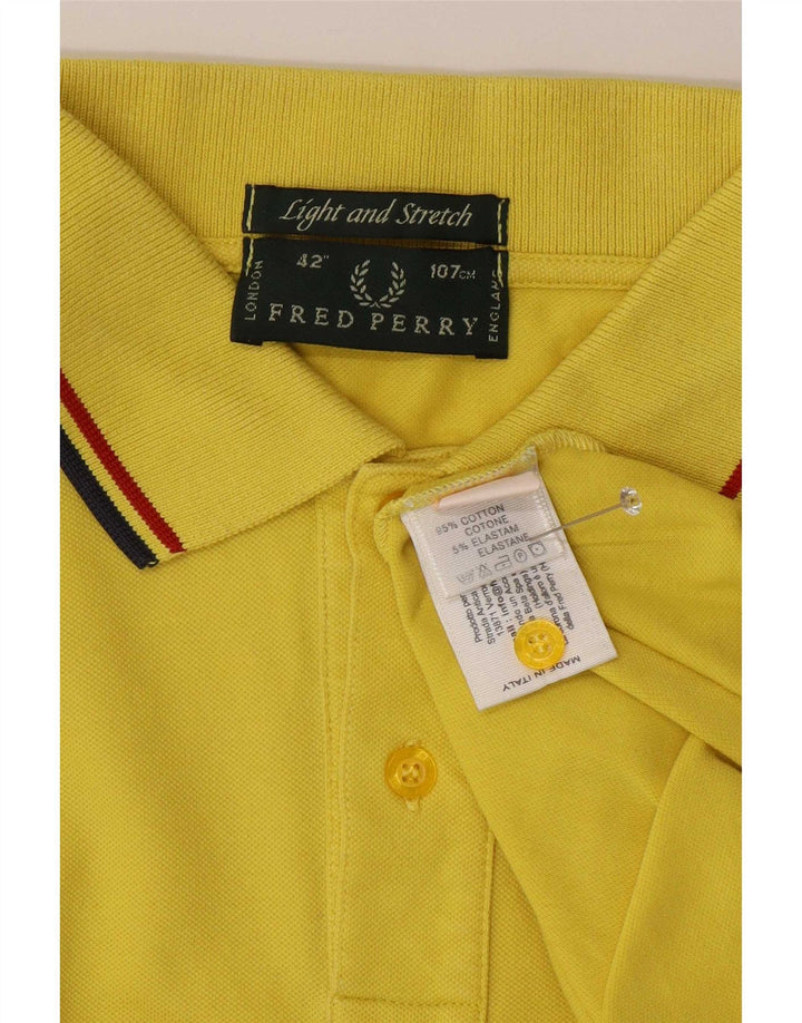 Fred Perry Herren-Poloshirt aus mittelgelber, gestreifter Baumwolle